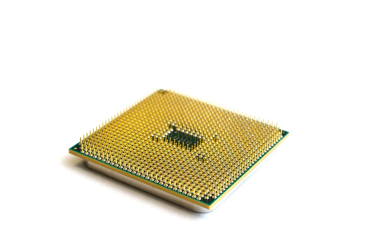 DeepSeek Huawei AIチップ向けOSSツールキット公開──脱Nvidiaの意味と日本企業への影響