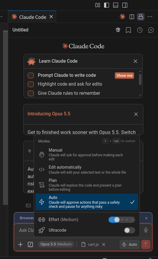 Claude Codeの入力欄で承認モードのメニューを開いた画面。Manual・Edit automatically・Plan・Auto の4つと、Effort・Ultracode の切り替えが表示されている